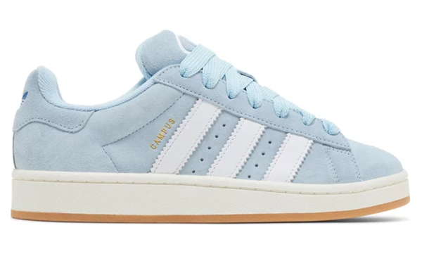 Sneaker adidas Campus 00S 'Clear Sky Gum' warna biru muda dengan midsole off-white dan lapisan terry lembut
