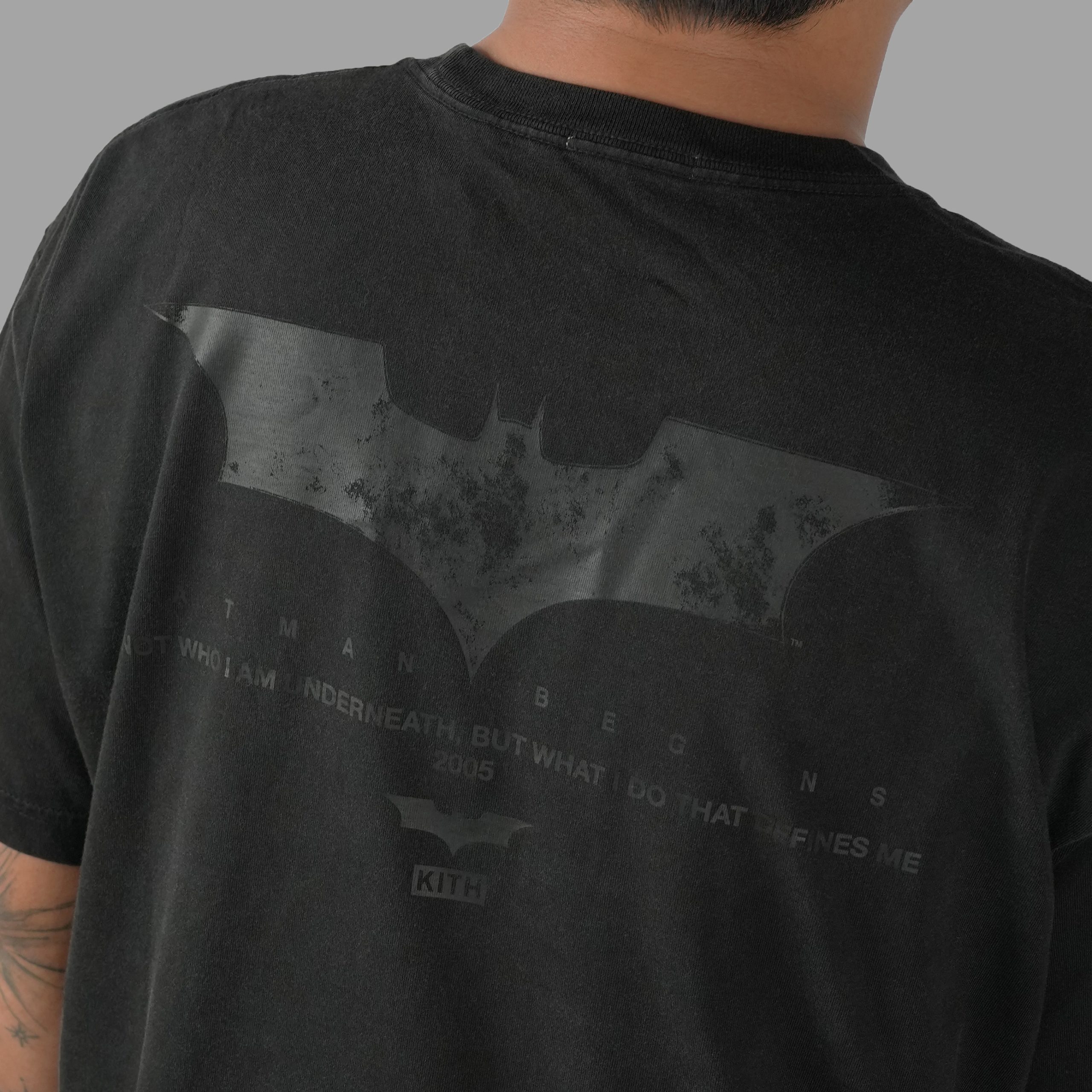 KITH X Batman Begins Vintage Black Tee | Senikersku